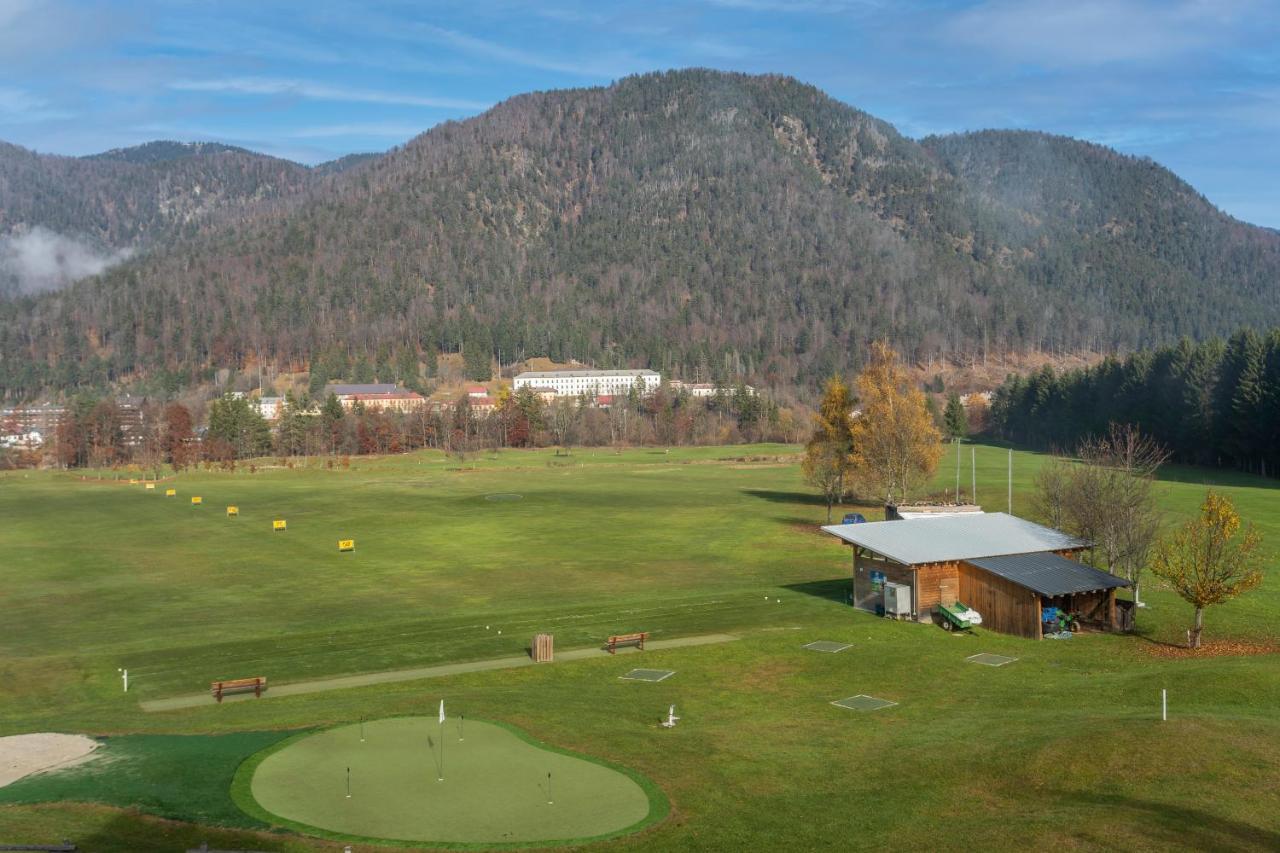 Apartament Golf View Apt With Parking And Mountain View! Tarvisio Zewnętrze zdjęcie